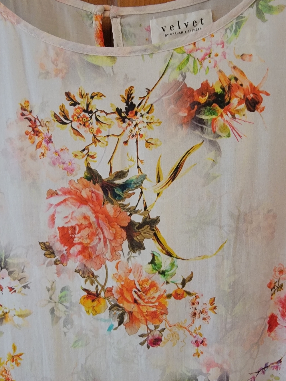 Velvet by Graham & Spencer Floral Watercolor Sleeveless Blouse Top Small - Picture 2 of 12